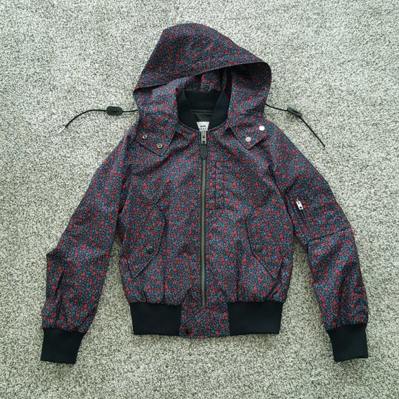 $450 RARE Coach Floral Bomber Jacket Zip Hooded Water Resistant XS